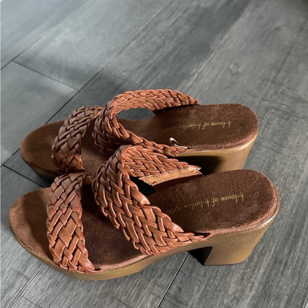 House of Harlow 1960 Brown Woven Mules